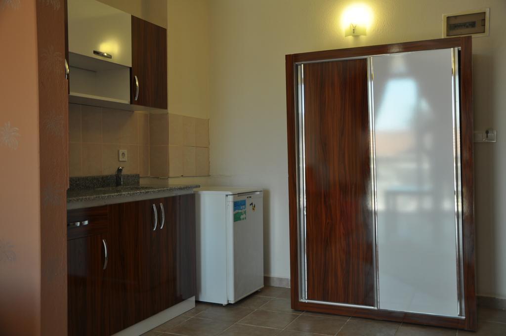 Almila Side Suite Hotel Zimmer foto