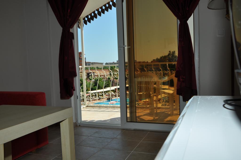 Almila Side Suite Hotel Zimmer foto